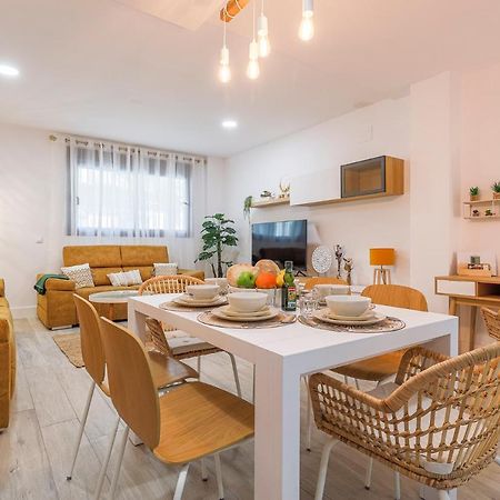 Family Suit Principal Encantos De Sevilla Εξωτερικό φωτογραφία