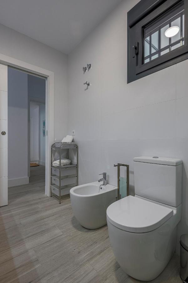 Family Suit Principal Encantos De Sevilla Εξωτερικό φωτογραφία