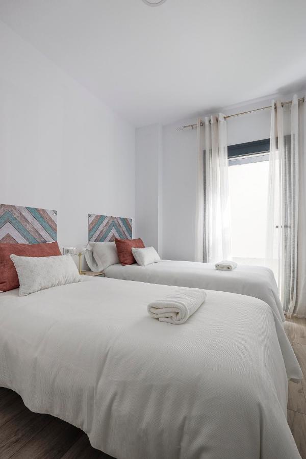 Family Suit Principal Encantos De Sevilla Εξωτερικό φωτογραφία