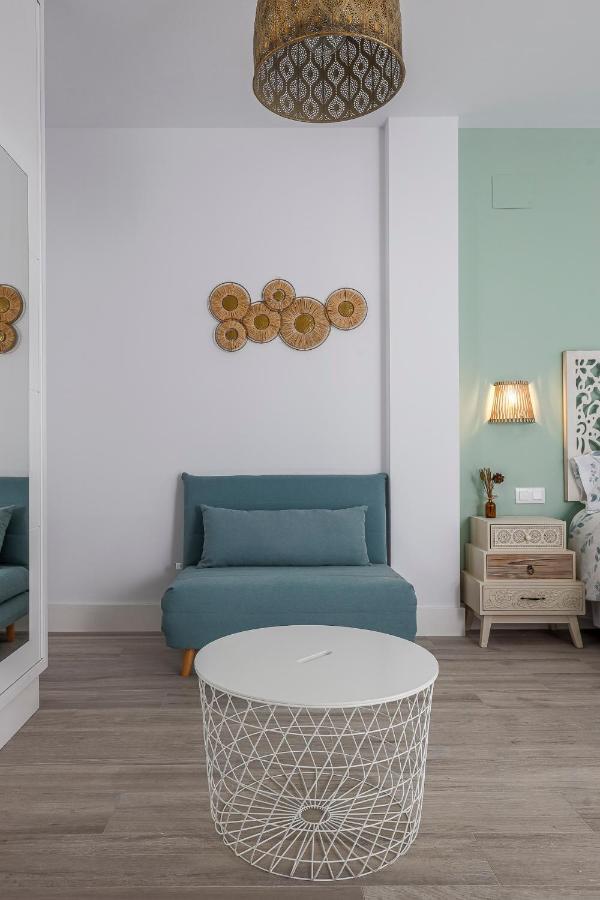 Family Suit Principal Encantos De Sevilla Εξωτερικό φωτογραφία
